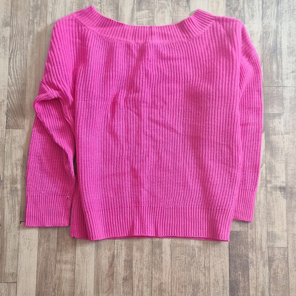 Sweater - Picture 2 of 2